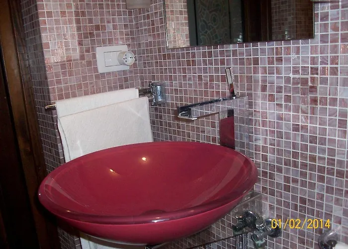 Couette-café Corte Barocca 4*